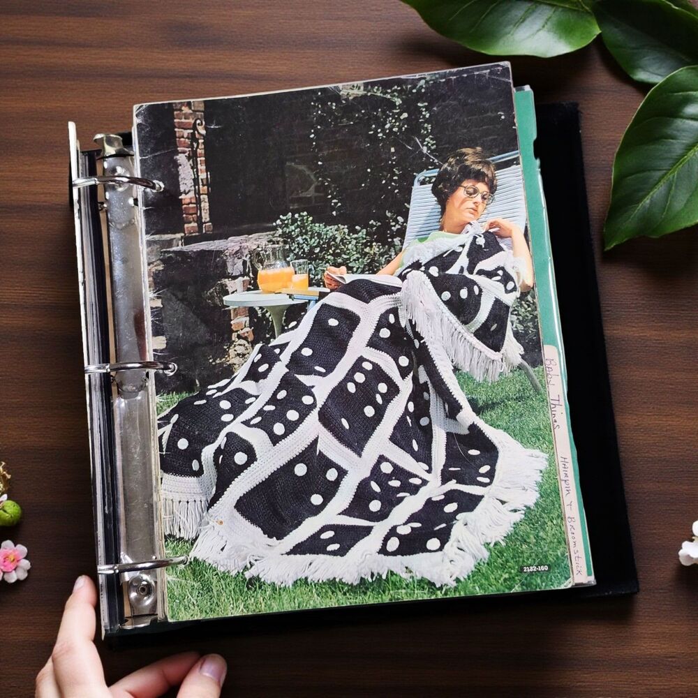 Vintage Crochet & Knitting Pattern Binder 1940s–70s Afghans Baby Lace Crafts